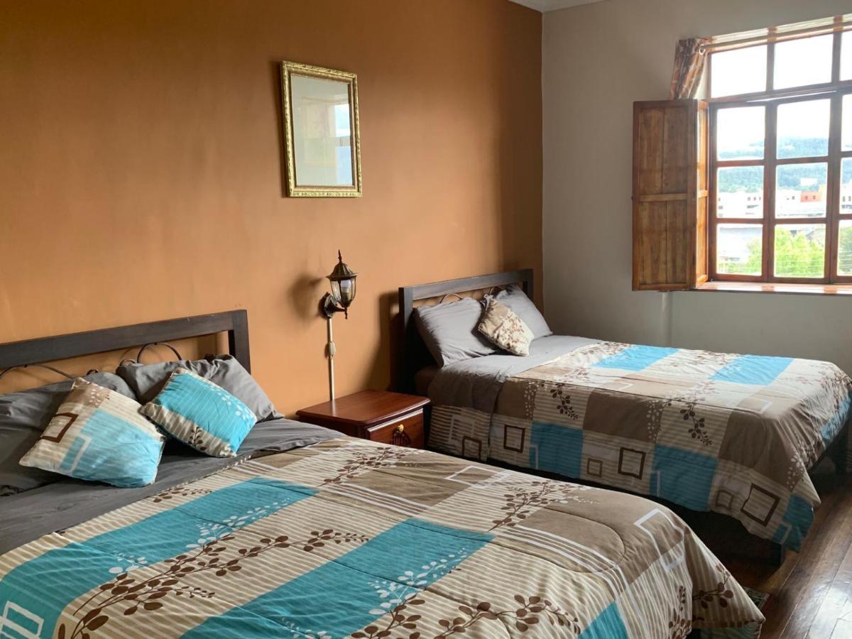 Hostel Santa Canela 昆卡 外观 照片